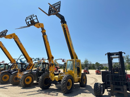 CARELIFT 6044 TELESCOPIC FORKLIFT SN:405879 4x4, powered by diesel engine, equipped with OROPS,