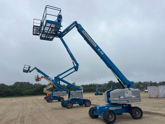 2015 GENIE S-45 BOOM LIFT SN:S4515-21712 4x4, powered by diesel engine, equipped with 45ft. Platform