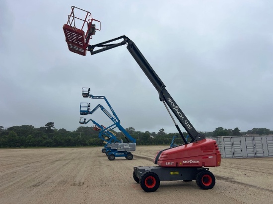 2017 SKYJACK SJ45T BOOM LIFT SN:98002454 4x4, powered by diesel engine, equipped with 45ft. Platform