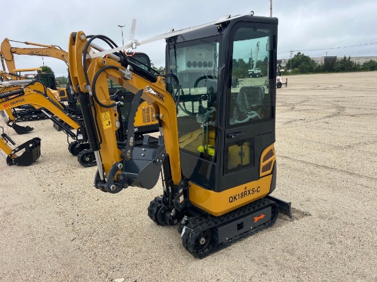 NEW AGT YNT18 HYDRAULIC EXCAVATOR powered by Yanmar diesel engine, 15HP, side swing, digging bucket.