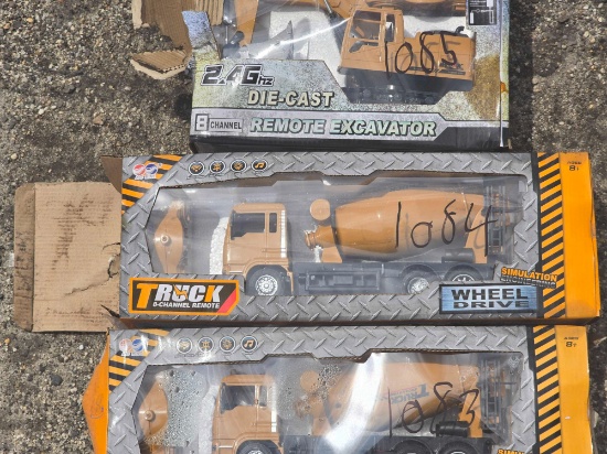 NEW SKLP MIXER TRUCK TOY