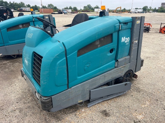 TENNANT M20 FLOOR SCRUBBER SUPPORT EQUIPMENT