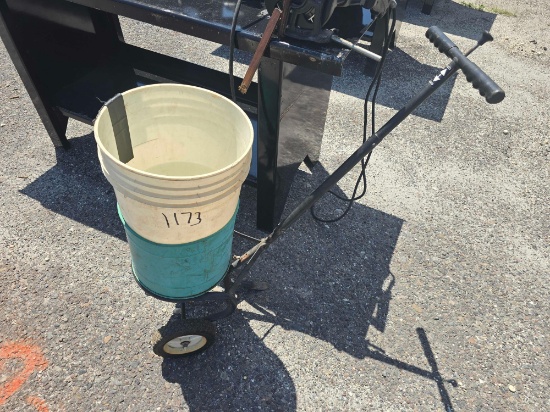 PUSH SPREADER SUPPORT EQUIPMENT