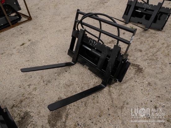 NEW GIYI GY-CYHC SIDE SHIFT FORK MINI TRACK LOADER ATTACHMENT