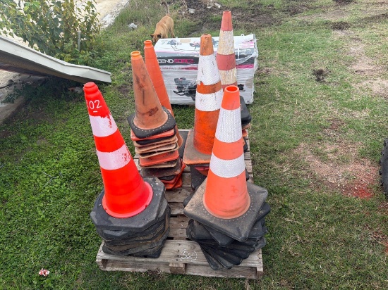 (52) ROAD CONES