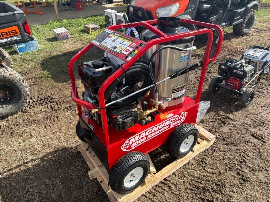 NEW EASY KLEEN MAGNUM GOLD PRESSURE WASHER powered by gas engine, equipped with 4000PSI, 12Volt,