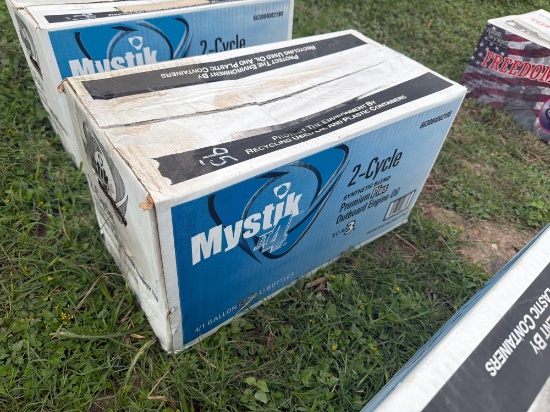 NEW MYSTICK SYNTHETIC 2 CYCLE MOTOR OIL ( 4 GAL PER CASE ) NEW SUPPORT EQUIPMENT