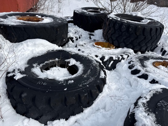 (1) 29.5R25, (3) 26.5R25, (1) 26.5R25 LOADER TIRES RUBBER TIRED LOADER ATTACHMENT some mounted.