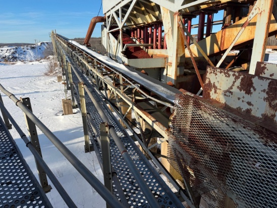 ECHO 24IN. X 200FT. INCLINED TRUSS CONVEYOR CONVEYORS & STACKER with catwalk, electric motor, I-b...