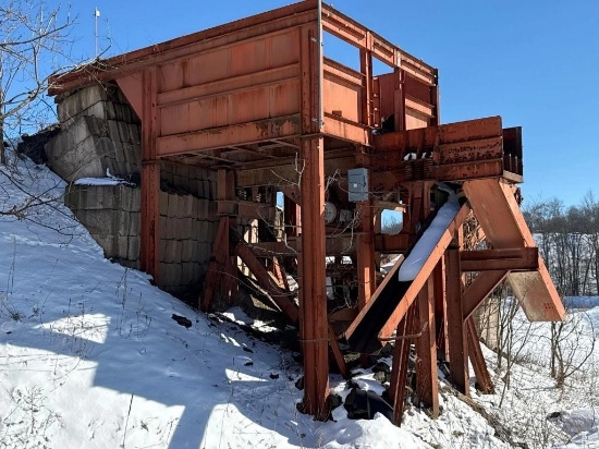 RIP RAP SCREENING PLANT FEED HOPPER WITH A SIMPLICITY VIBRATING GRIZZLY FEEDER WITH SUPPORT