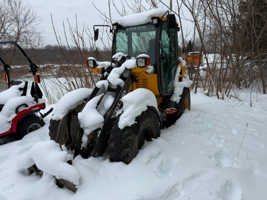 VOLVO L20F RUBBER TIRED LOADER SN:1706783 powered by Volvo D3.6 DC diesel engine, equipped with
