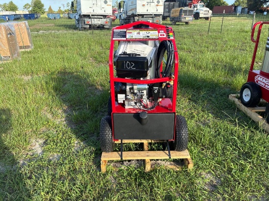 NEW EASY KLEEN MAGNUM GOLD PRESSURE WASHER powered by gas engine, equipped with 4000PSI, 12Volt,