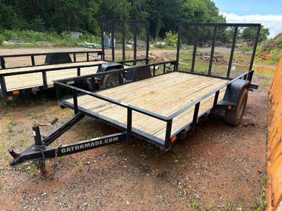 2021 GATOR MADE UTILITY TRAILER VN:4Z1UA1216MS005981 equipped with 12ft. x 6ft. wood deck, rear