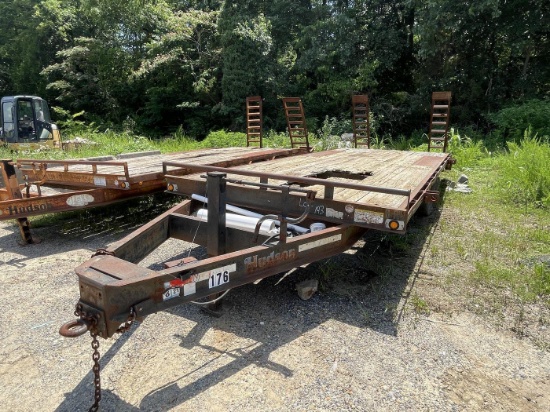 2005 HUDSON HSE 18 TAGALONG TRAILER VN:000040 equipped with 18ft. deckover wood deck, 3ft.