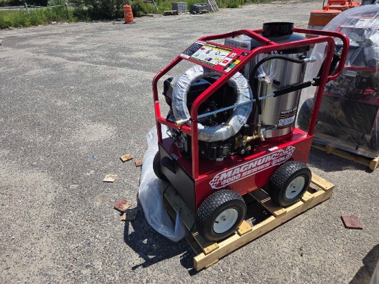 NEW EASY KLEEN MAGNUM GOLD PRESSURE WASHER powered by gas engine, equipped with 4000PSI, 12Volt,