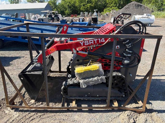 NEW AGT YSRT14 MINI TRACK LOADER SN:20381 powered by RATO gas engine, 15HP, equipped with auxiliary