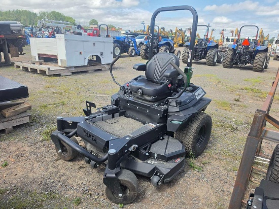 NEW YAKTA YXR910 COMMERCIAL MOWER SN:197719 powered by Kawasaki gas engine, equipped with ROPS,