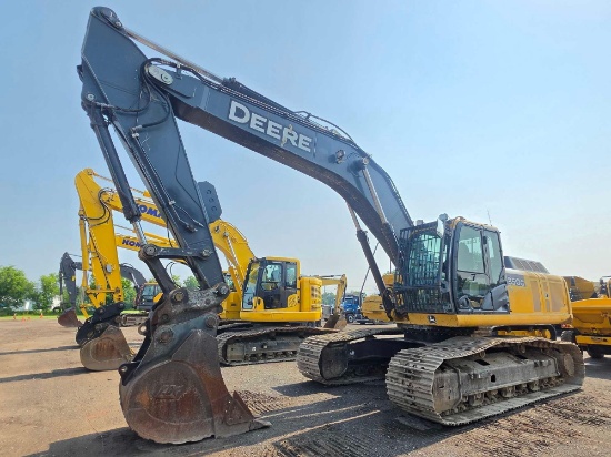 JOHN DEERE 350GLC HYDRAULIC EXCAVATOR, SN:809853, powered by John Deere diesel engine, equipped with
