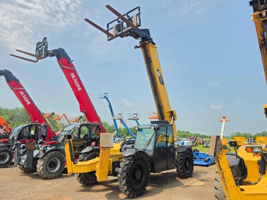 CAT TL1255 TELESCOPIC FORKLIFT SN:00866 4x4, powered by Cat diesel engine, equipped with EROPS, air,