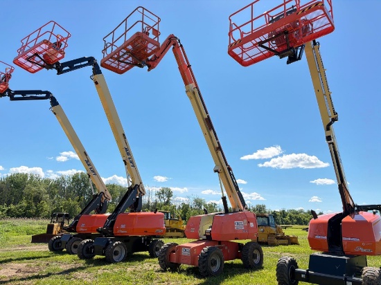 JLG 660SJ BOOM LIFT SN:81047 4x4, powered by diesel engine, equipped with 66ft. Platform height,