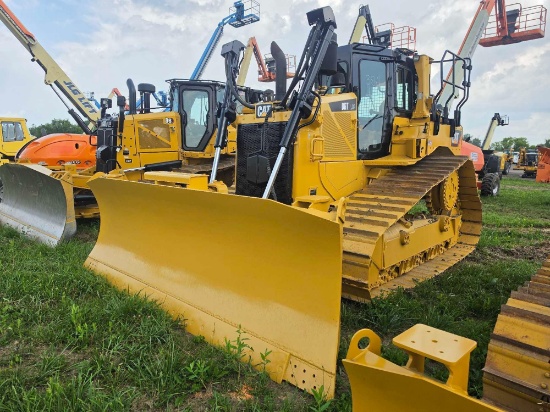 CAT D6TLGP CRAWLER TRACTOR SN:MH701039 powered by Cat diesel engine, equipped with EROPS, air, heat,