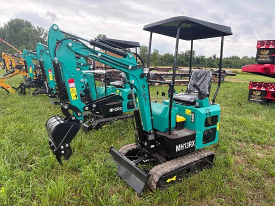 NEW CFG MH13RX HYDRAULIC EXCAVATOR SN:325004 powered by RATO gas engine, 13.5HP, equipped with Cab,