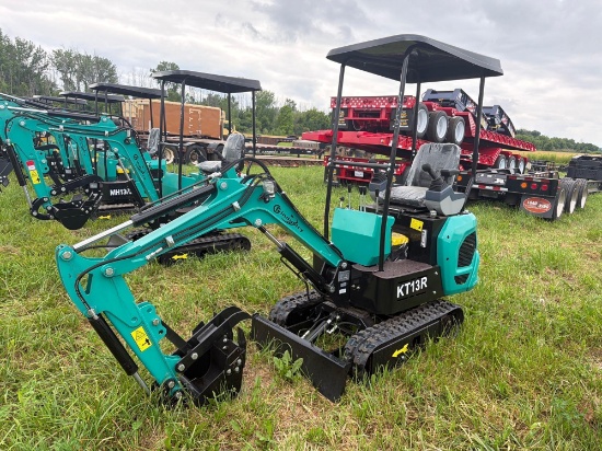 NEW CFG KT13R HYDRAULIC EXCAVATOR SN:406340 powered by gas engine, equipped with OROPS, 3ft. 2 in.