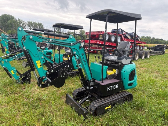 NEW CFG KT13R HYDRAULIC EXCAVATOR SN:3221247 powered by gas engine, equipped with OROPS, 3ft. 2 in.