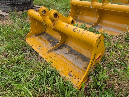 NEW TERAN 48IN. CLEAN UP BUCKET EXCAVATOR BUCKET for CAT 304.