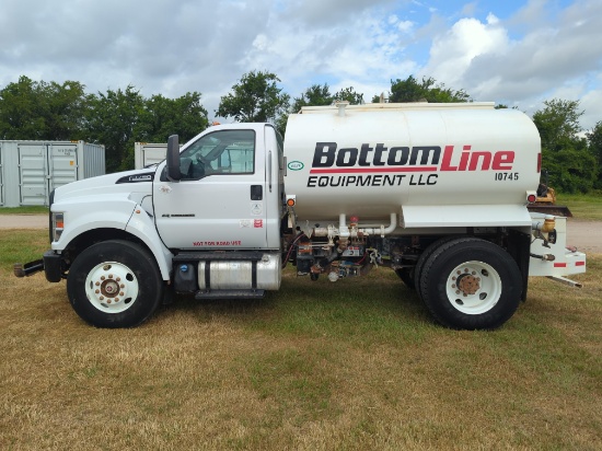2023 FORD F750 WATER TRUCK VN:1FDNF7DC0PDF02345 powered by Powerstroke 6.7L diesel engine, equipped