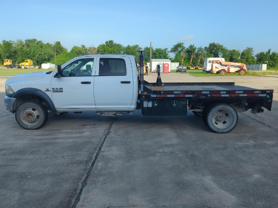 2015 DODGE 4500 FLATBED TRUCK VN:543663 powered by Cummins diesel engine, equipped with automatic