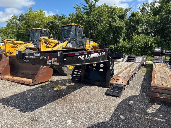 2017 LANDOLL 855 DETACHABLE GOOSENECK TRAILER VN:1LH855WJ8H1E24177 equipped with 55 ton capacity,