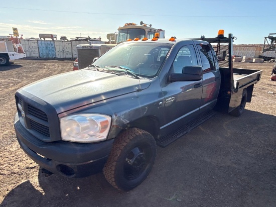 2007 DODGE 3500 FLATBED TRUCK VN:3D6WH48A87G779624 4x4, powered by Cummins 6.7L turbo diesel engi...