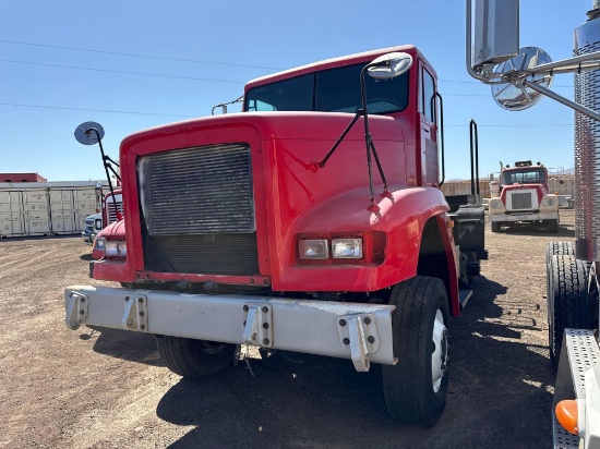 1994 FREIGHTLINER M916A1 TRUCK TRACTOR MILITARY TRUCK VN:1FUCMZYB9RP465398 AWD, powered by Detroit