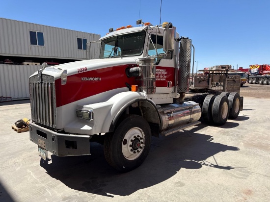 1997 KENWORTH T800 TRUCK TRACTOR VN:1XKDDB0X1VJ947259 powered by Cat 3406E diesel engine, equipped