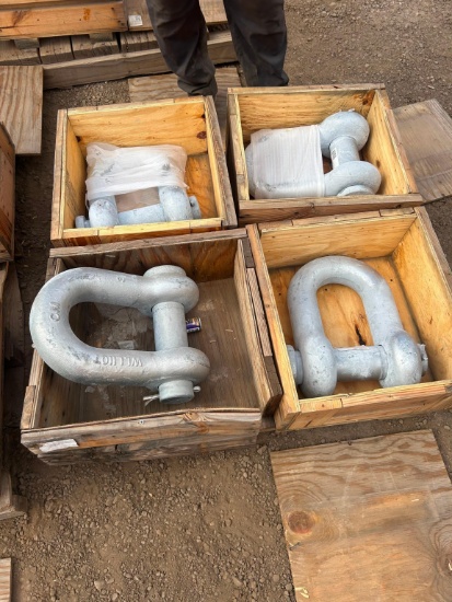 (4) 115 TON CHAIN SHACKLES SUPPORT EQUIPMENT