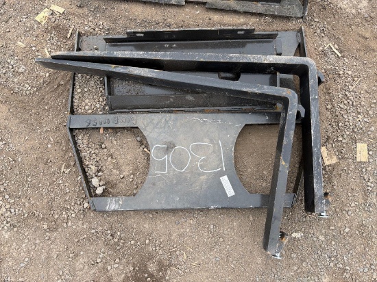 NEW 36IN. UNIVERSAL FORK FRAME MINI TRACK LOADER ATTACHMENT