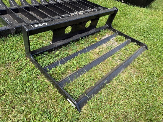 NEW UNIVERSAL LAND PLANE MINI TRACK LOADER ATTACHMENT