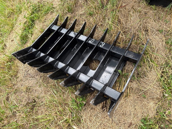 NEW UNIVERSAL ROOT RAKE MINI TRACK LOADER ATTACHMENT