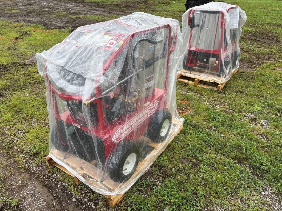 NEW EASY KLEEN MAGNUM GOLD PRESSURE WASHER powered by gas engine, equipped with 4000PSI, 12Volt,