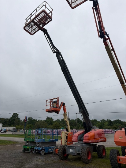 SKYJACK SJ66T BOOM LIFT SN:A18A18E003 4x4, powered by diesel engine, equipped with 66ft. Platform