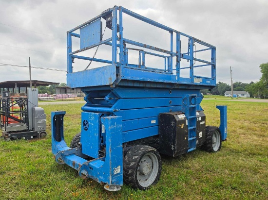 GENIE GS5390RT SCISSOR LIFT SN:GS901449717 4x4, powered by diesel engine, equipped with 53ft.