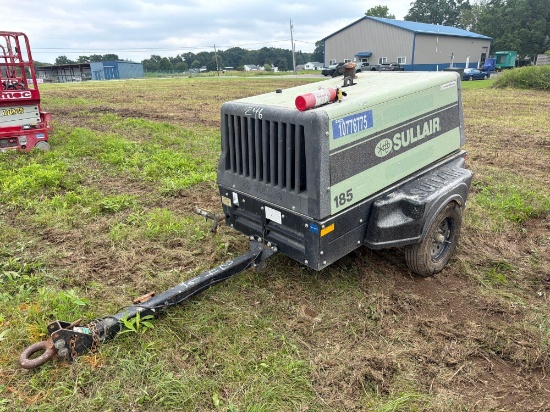 2018 SULLAIR 185CFM AIR COMPRESSOR SN:4270089 powered by diesel engine, equipped with 185CFM,