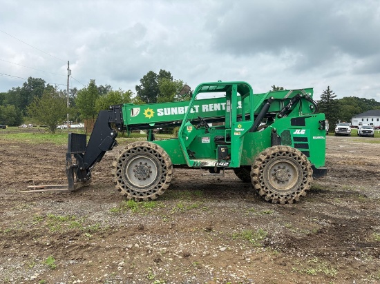 SKYTRAK 6042 TELESCOPIC FORKLIFT SN:160076744 4x4, powered by diesel engine, equipped with OROPS,