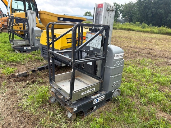 JLG 20MVL SCISSOR LIFT SN:36153 electric powered, equipped with 20ft. Platform height, slide out