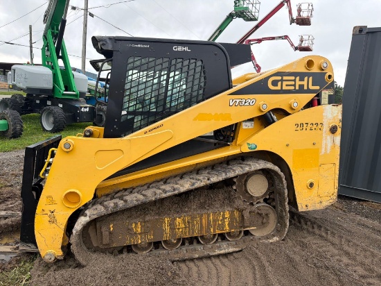 GEHL VT320 RUBBER TRACKED SKID STEER SN:40741 powered by diesel engine, equipped with EROPS, air,