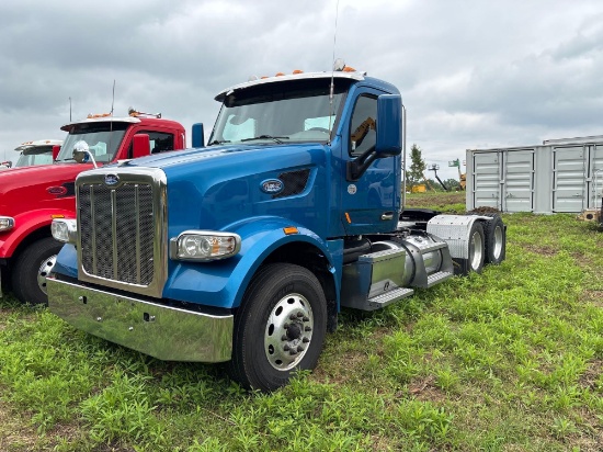 2020 PETERBILT 567 TRUCK TRACTOR VN:1XPCDP9X3LD659972 powered by diesel engine, equipped with tandem