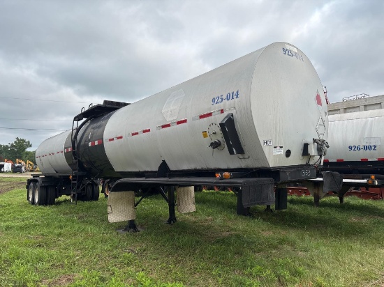 1995 FRUEHAUF LBT TANKER TRAILER VN:2R9S2A7C9SC010140 tandem axle.