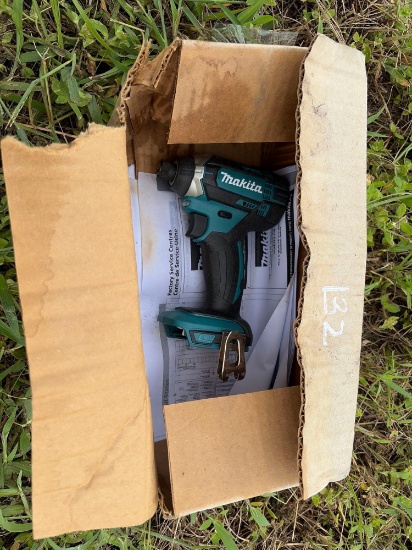 NEW MAKITA 18 V IMPACT DRIVER XDT11Z 1 YR FACTORY WARRANTY -RECON NEW SUPPORT EQUIPMENT