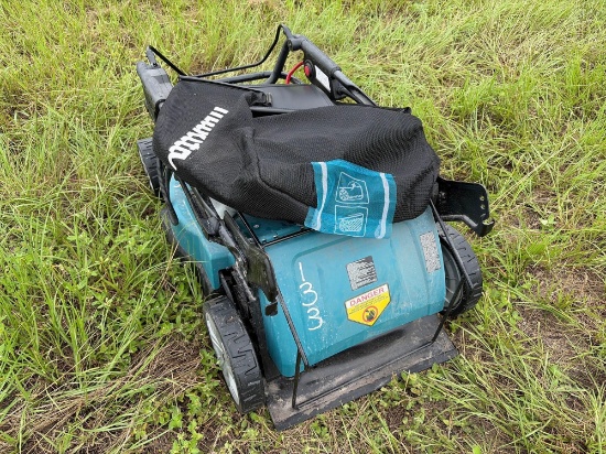 NEW MAKITA 18V X 2 LXT 21" LAWN MOWER 36 VOLT with batteries and charger XML11CT1 RECON- 1 YR